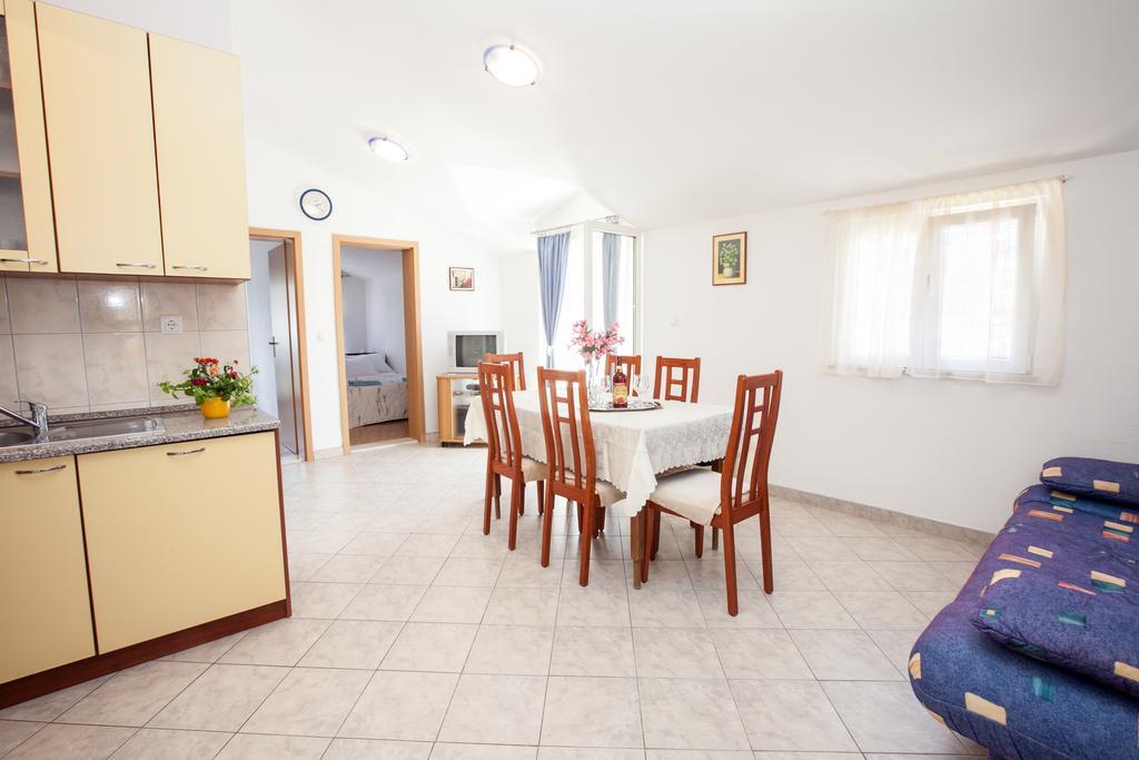 Villa Stana Vinišće Exterior foto